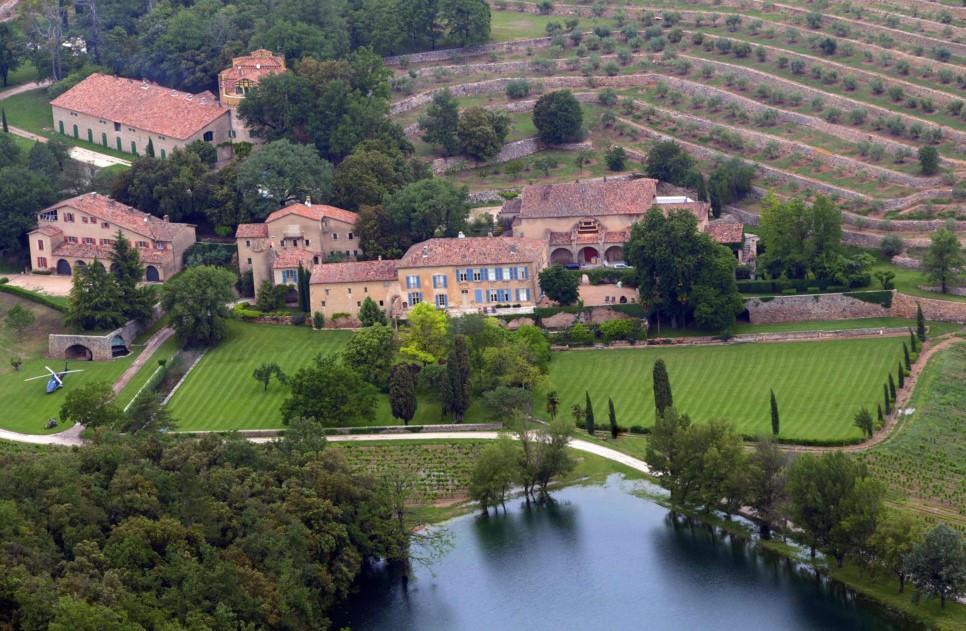 Pitt says Jolie sought ‘harm’ by selling vineyard to Russian oligarch