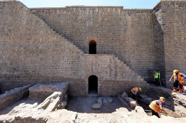 Human remains found during castle restoration in Diyarbakır