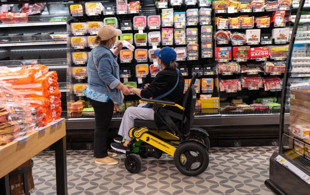 Resurging inflation puts Fed on track for more big rate hikes