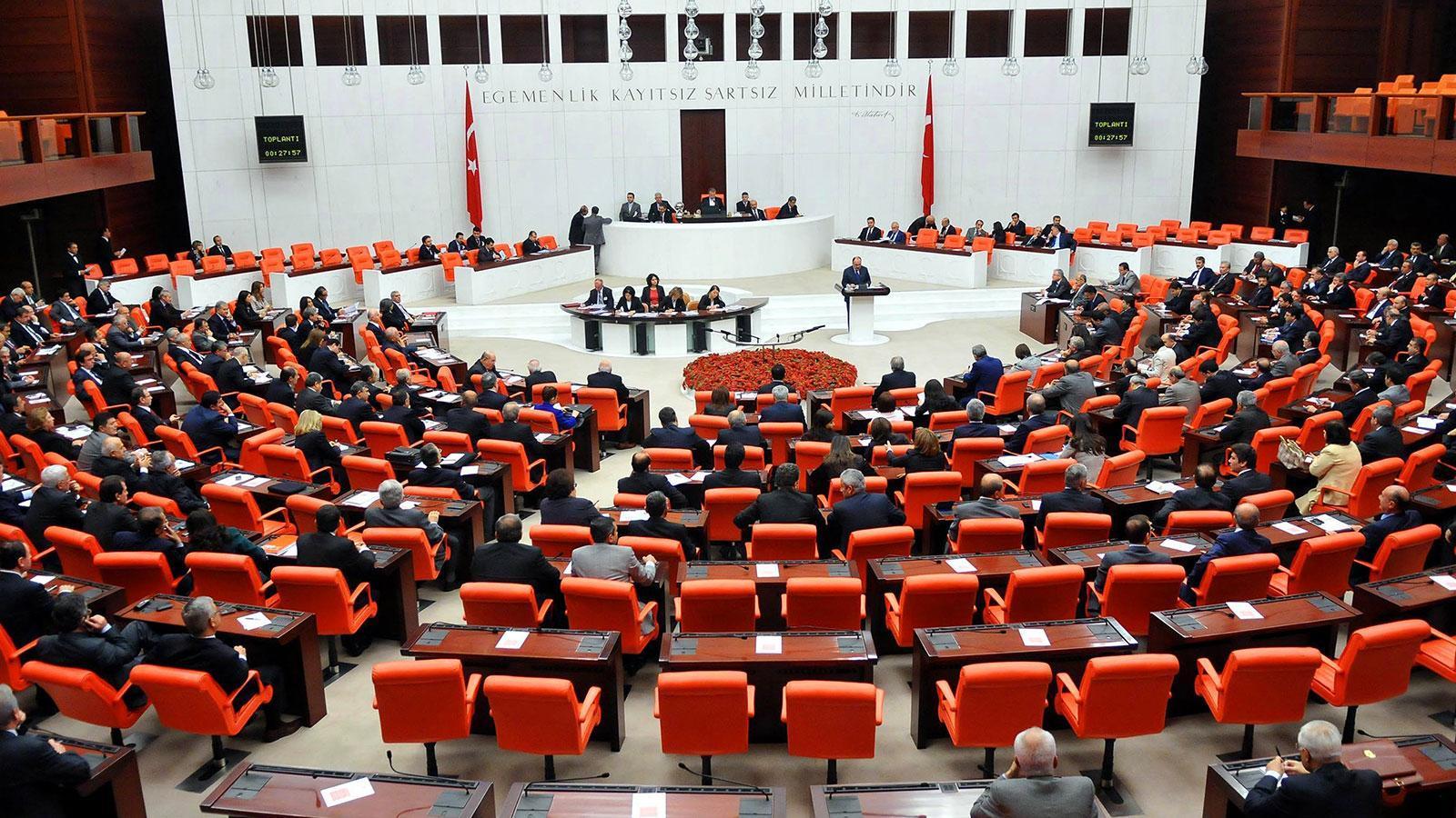 Türkiye extends mandate for troop deployment in Libya