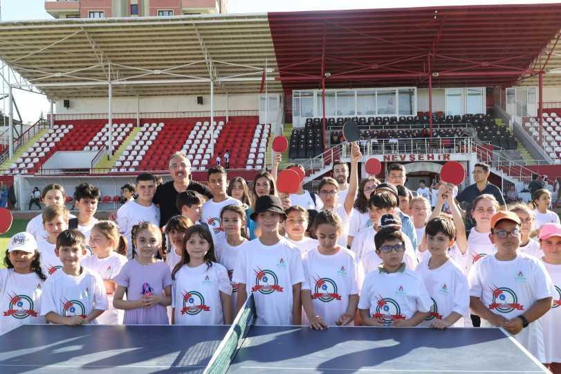 Schooling rate of girls surpass boys in Türkiye: Minister