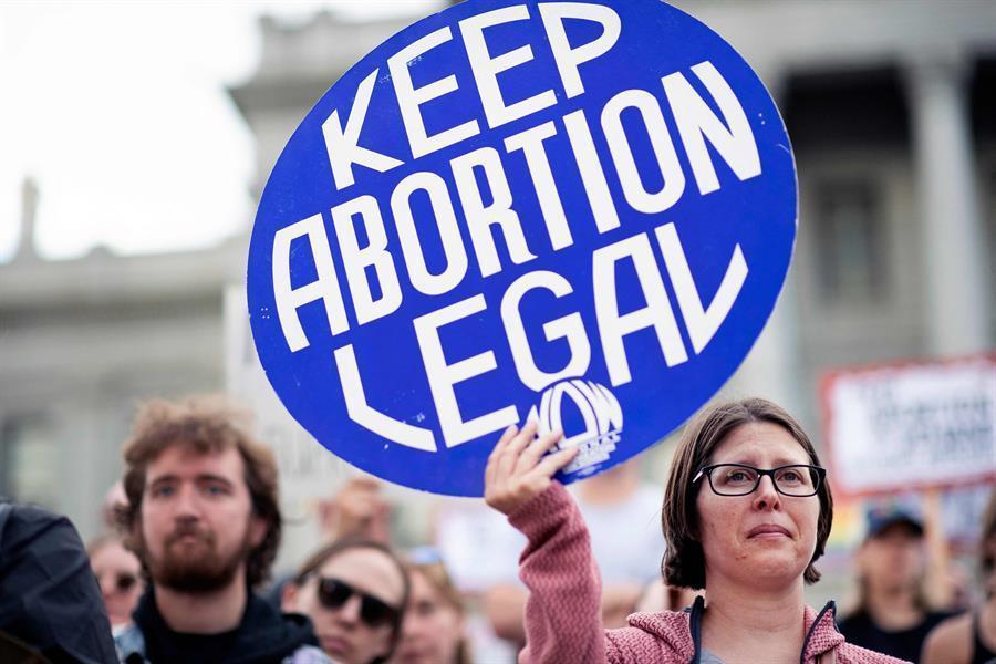 US Supreme Court strikes down right to abortion