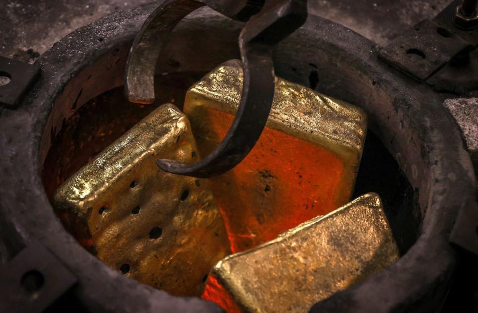 G7 to ban Russian gold imports, choking key market for Putin