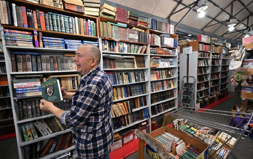 Kiev’s plans to ban works in Russian divide book lovers