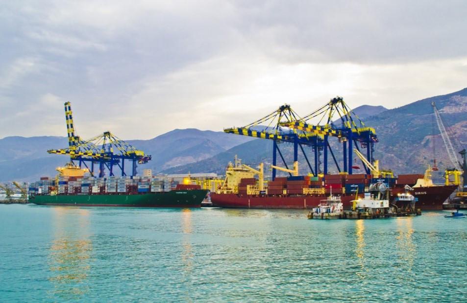 Exports climb record monthly high of $23.4 billion in June