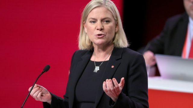 Swedish PM condemns MPs posing with PKK flag amid Türkiye NATO row