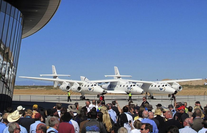 Virgin Galactic picks Boeing to build motherships