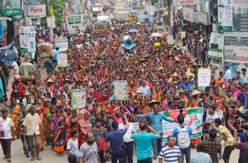 150,000 Bangladeshi tea workers strike against dollar-a-day wages