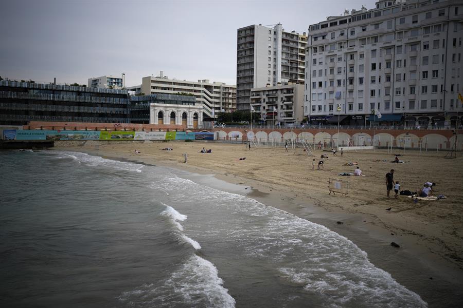 Hurricane winds, fierce storms leave several dead in France, Italy
