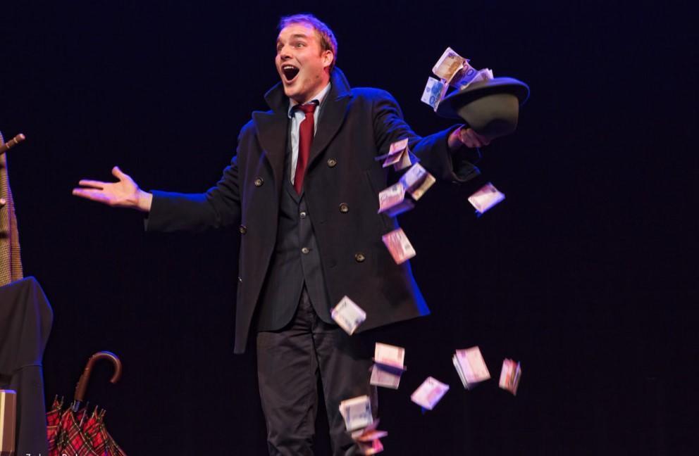 Belgian magician’s paper dance casts a spell