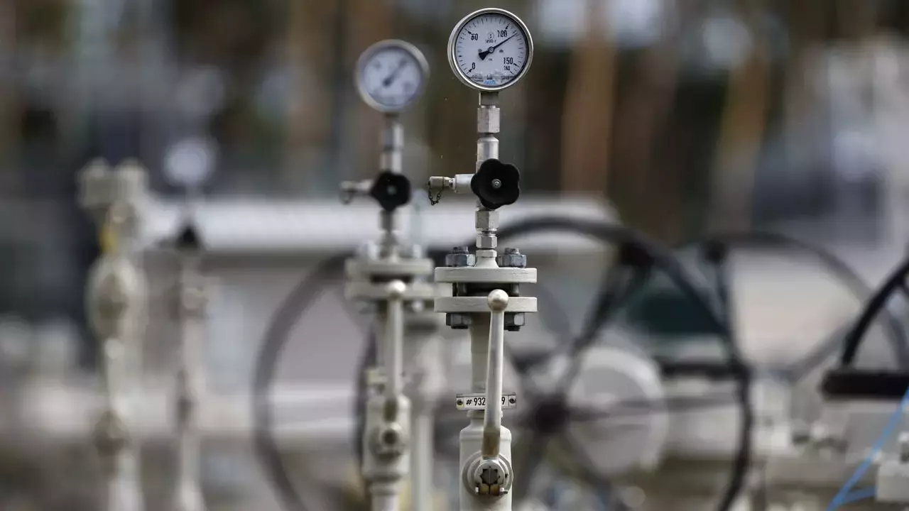 Gazprom halts pipeline gas flow in new jitters for Europe