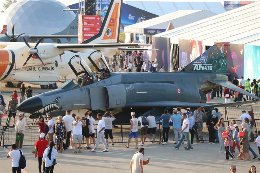Türkiye’s new unmanned fighter aircraft ‘Kızılelma’ exhibited at Teknofest