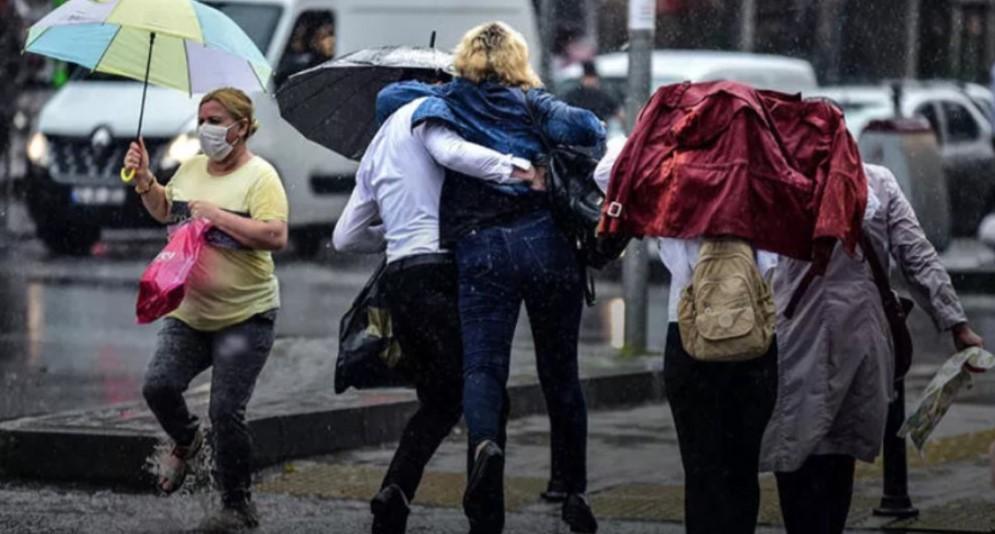 Meteorologists warn of torrential rain in northern provinces