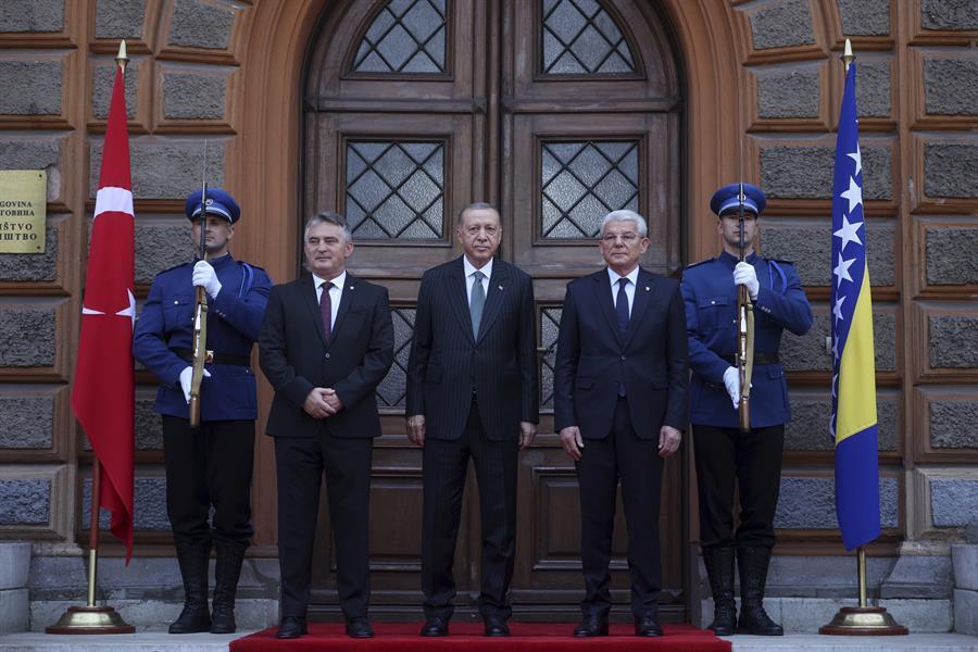 Türkiye ready to help with problems in Bosnian elections: Erdoğan