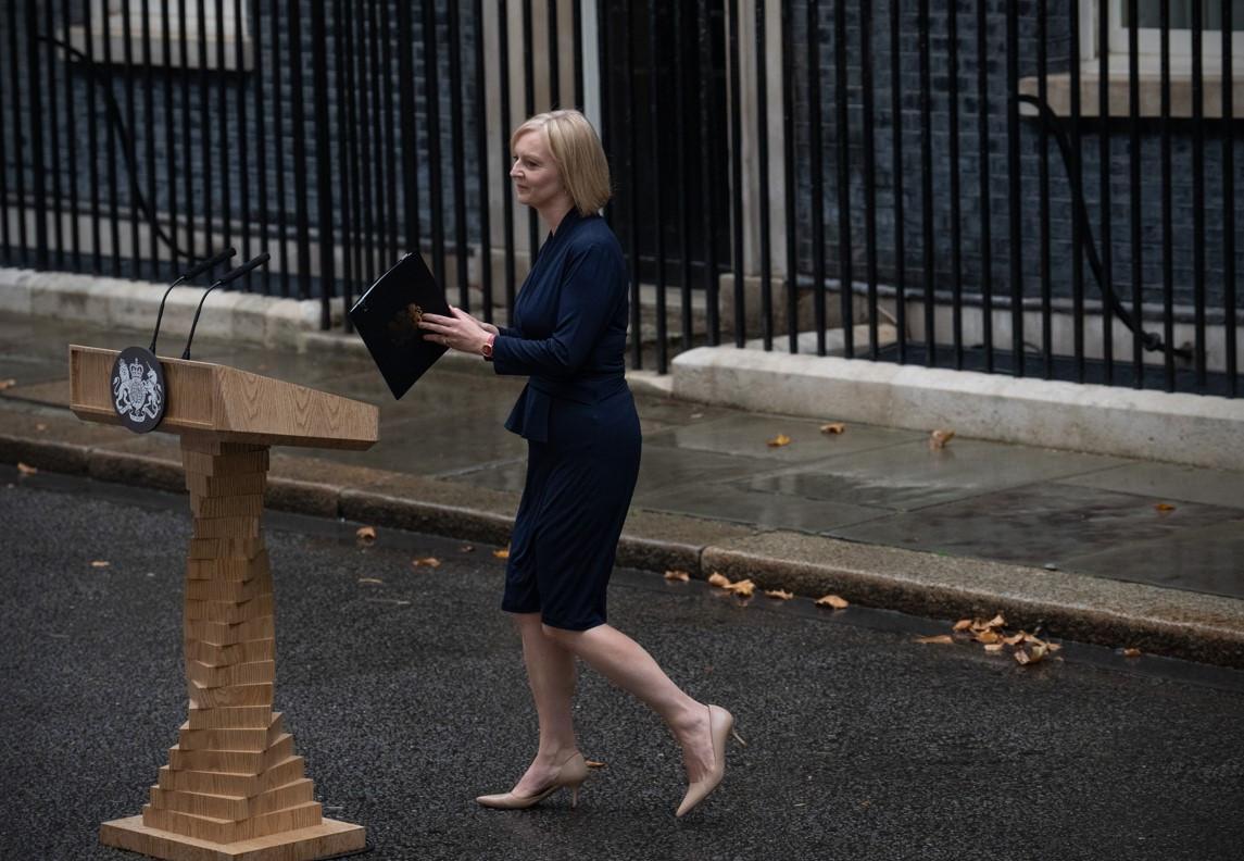 UK leader Truss holds 1st Cabinet meeting amid energy crisis