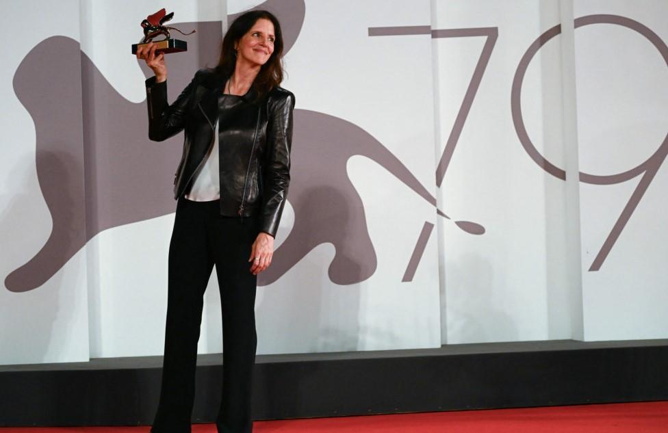 US opioid crisis doc wins top prize at Venice film festival