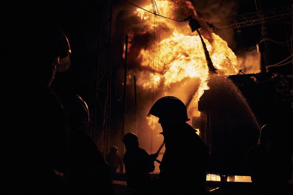 Ukraine says Russia strikes power grid as more ground regained