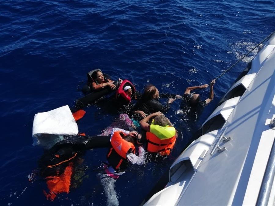 Six migrants including two babies die at sea after Greek pushback: Türkiye