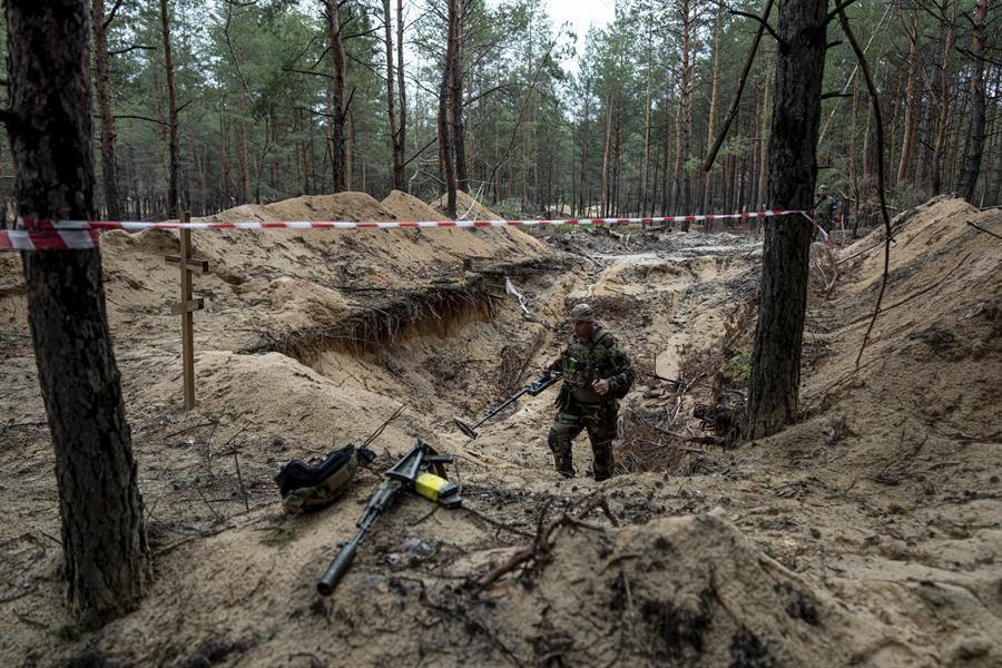 Ukrainian president: Mass grave found near recaptured city