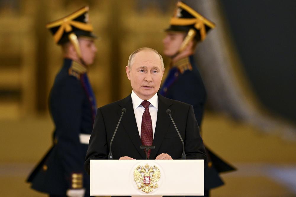 Putin sets partial mobilization in Russia, threatens enemies