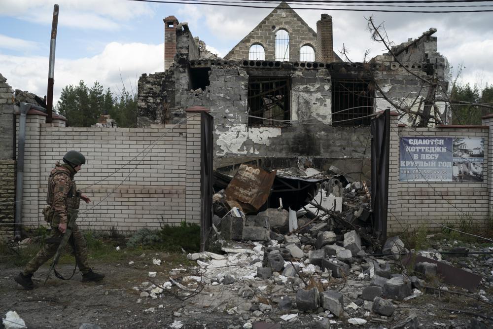 Russian military recruiter shot amid fear of Ukraine call-up