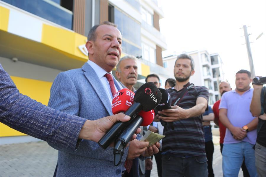 CHP dismisses Bolu mayor for 1 year over controversial remarks