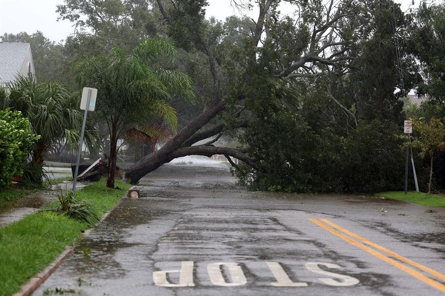 Millions without power, major flooding in Florida hurricane