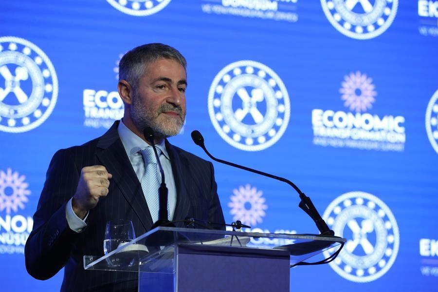 New economy model helps weather problems, says Minister
