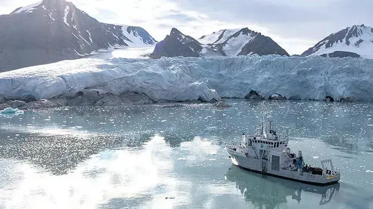 Committee approves to become party to Spitsbergen Agreement