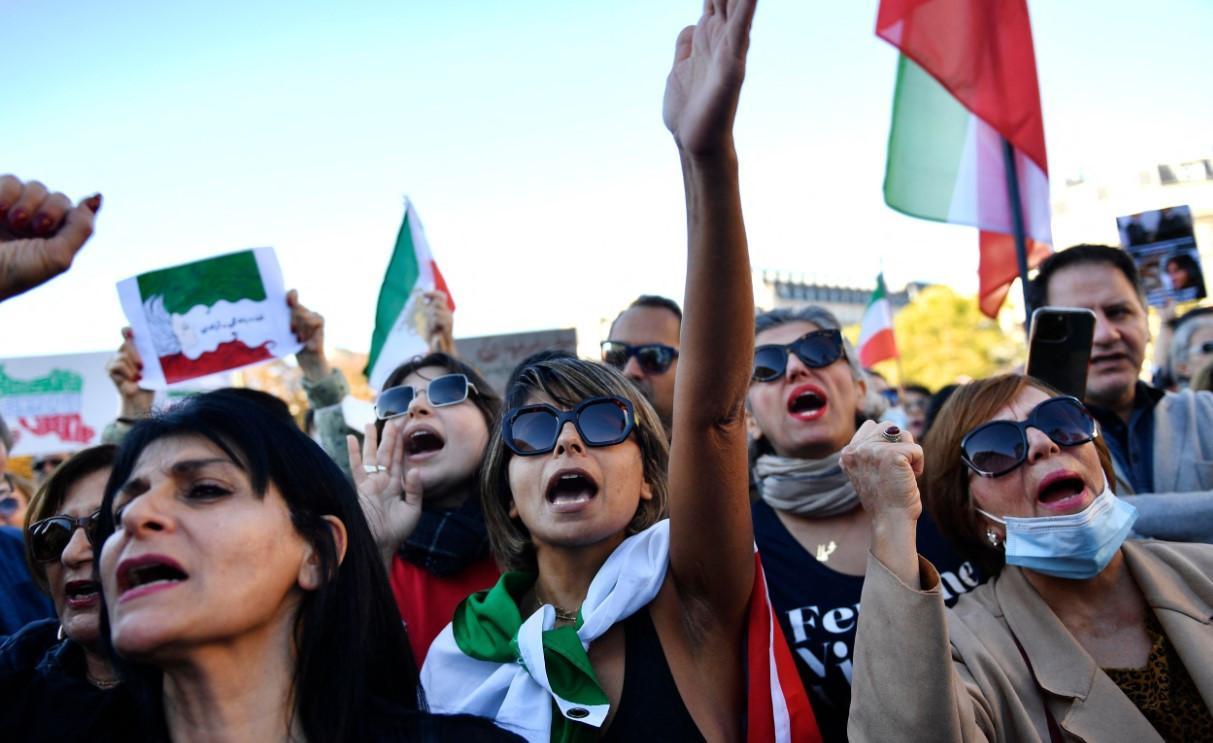 German minister calls for EU sanctions over Iran crackdown