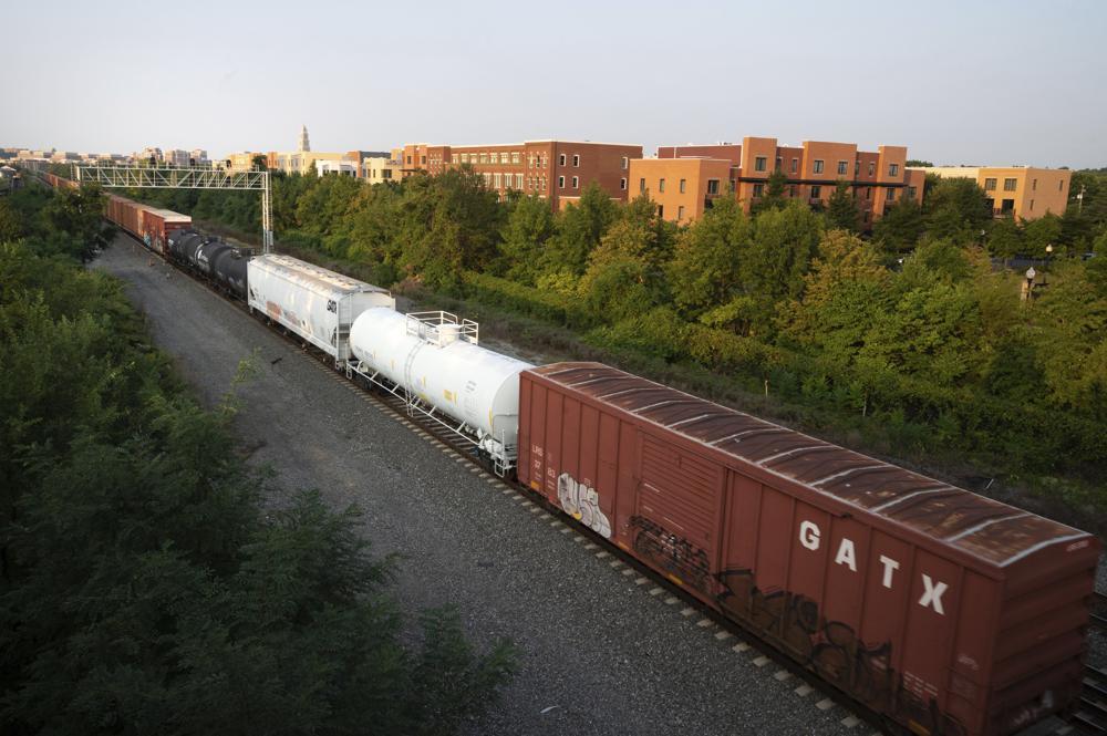 Large US rail union rejects deal