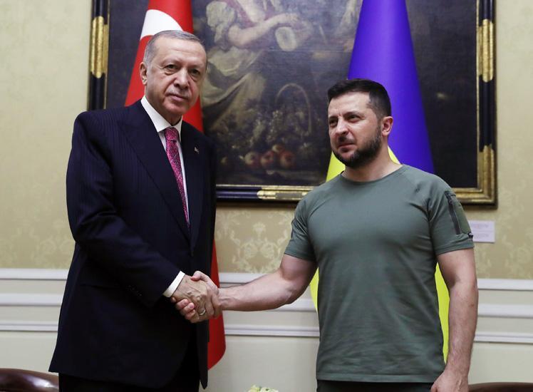 Türkiye ready to help end Russia-Ukraine war via talks: Erdoğan