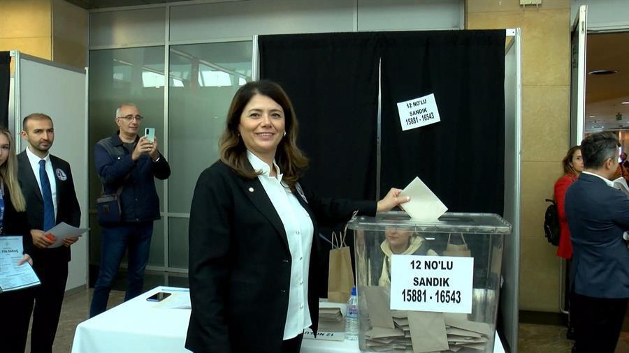 Saraç becomes first female president of Istanbul Bar Association