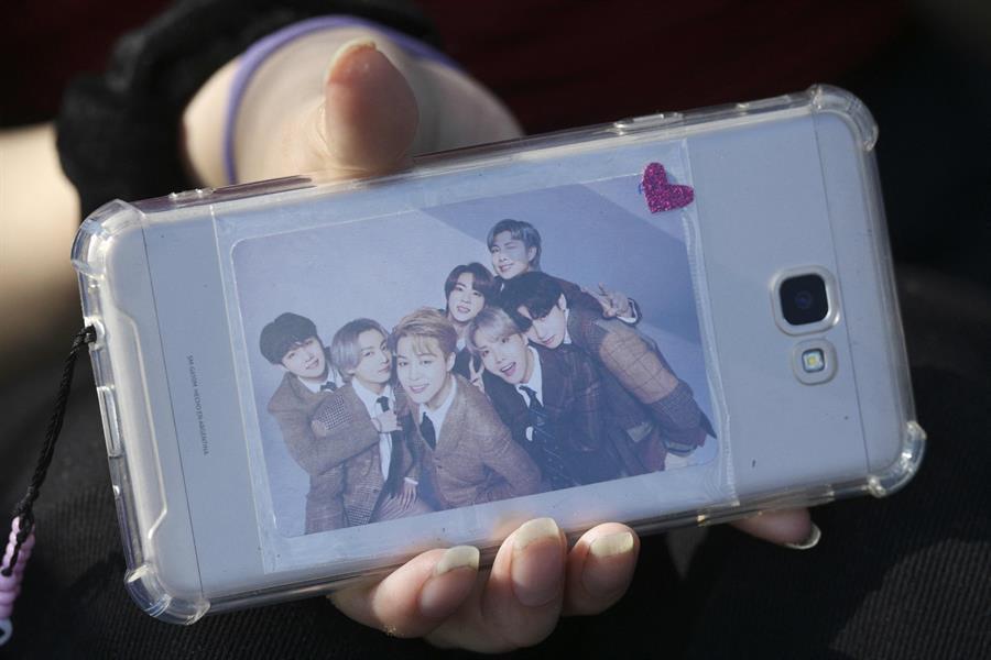 K-pop star sparks fan craze in Buenos Aires
