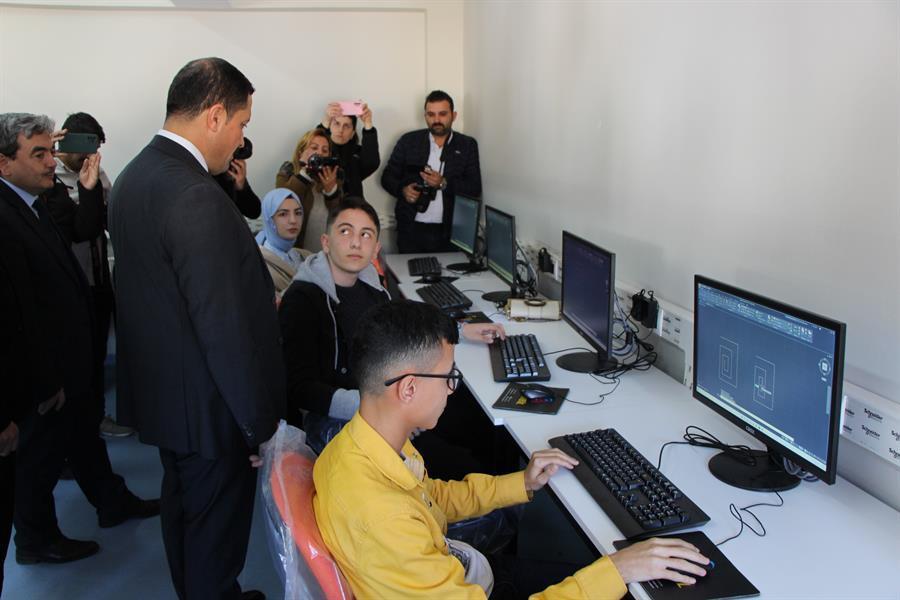 1 mln students in vocational education centers: Ministry