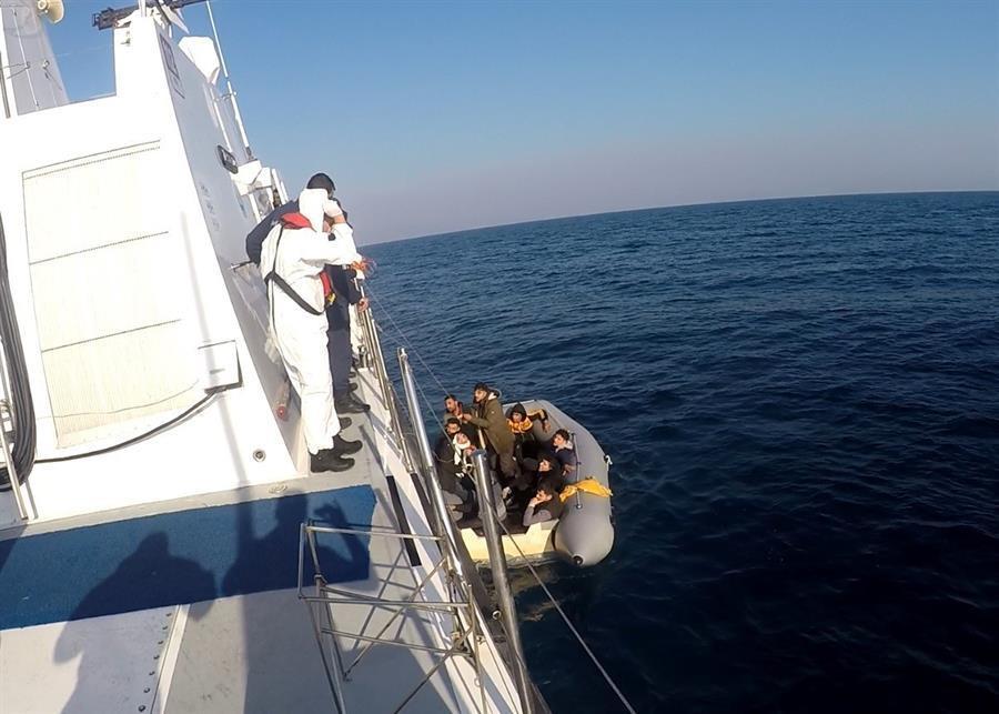 141 migrants pushed back by Greece rescued