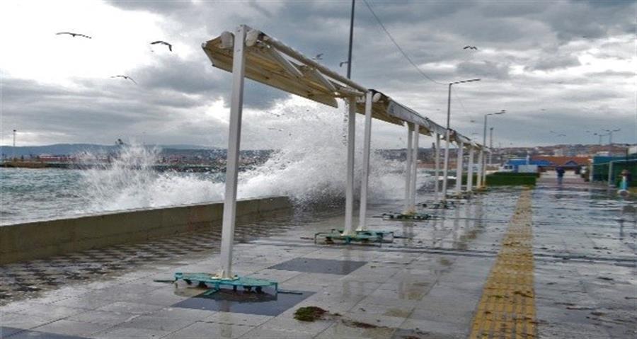 Meteorologists warn citizens against possible storms