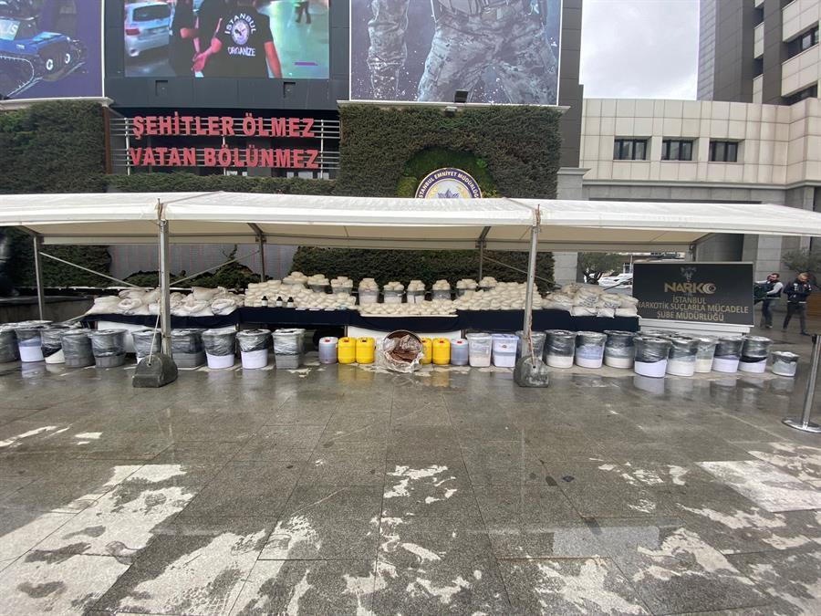 Police bust record amount of methamphetamine
