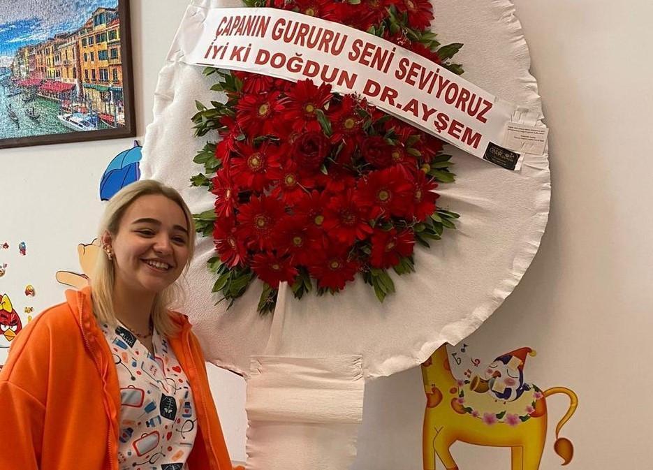 Fake diplomas sold for 100,000 Liras