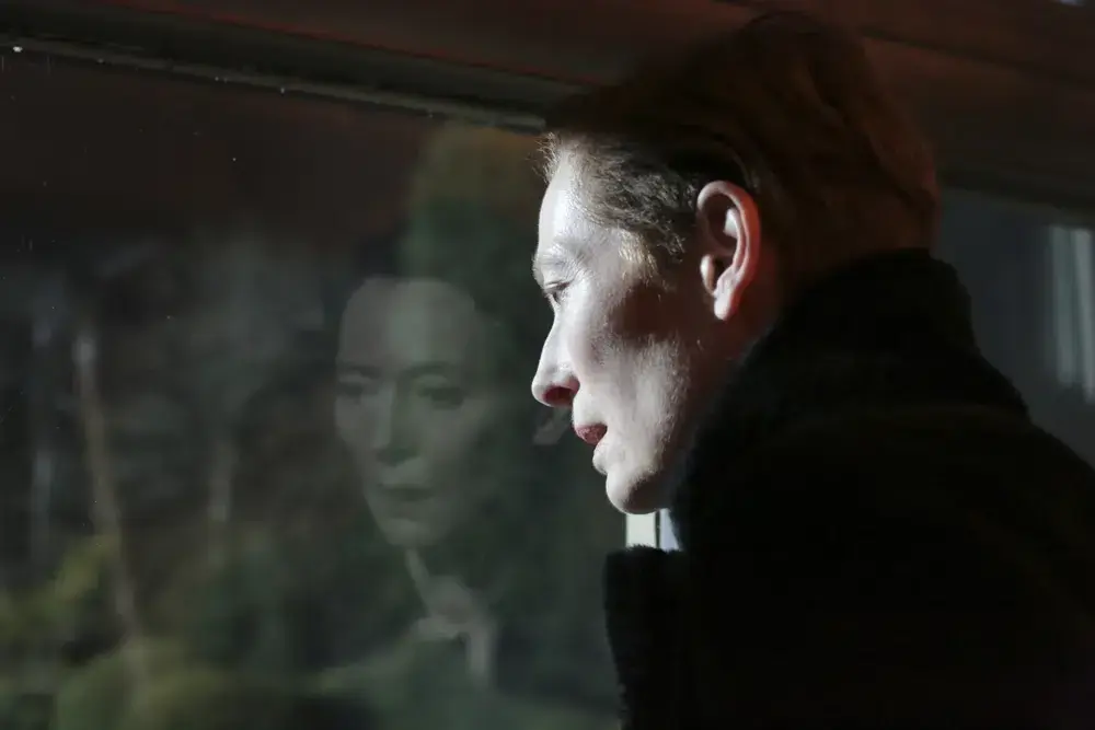A haunting ghost story in ‘The Eternal Daughter’