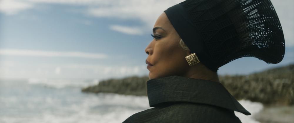 ‘Wakanda’ stays atop N America box office