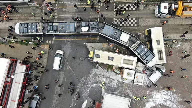33 injured after tram collides with bus in Istanbul