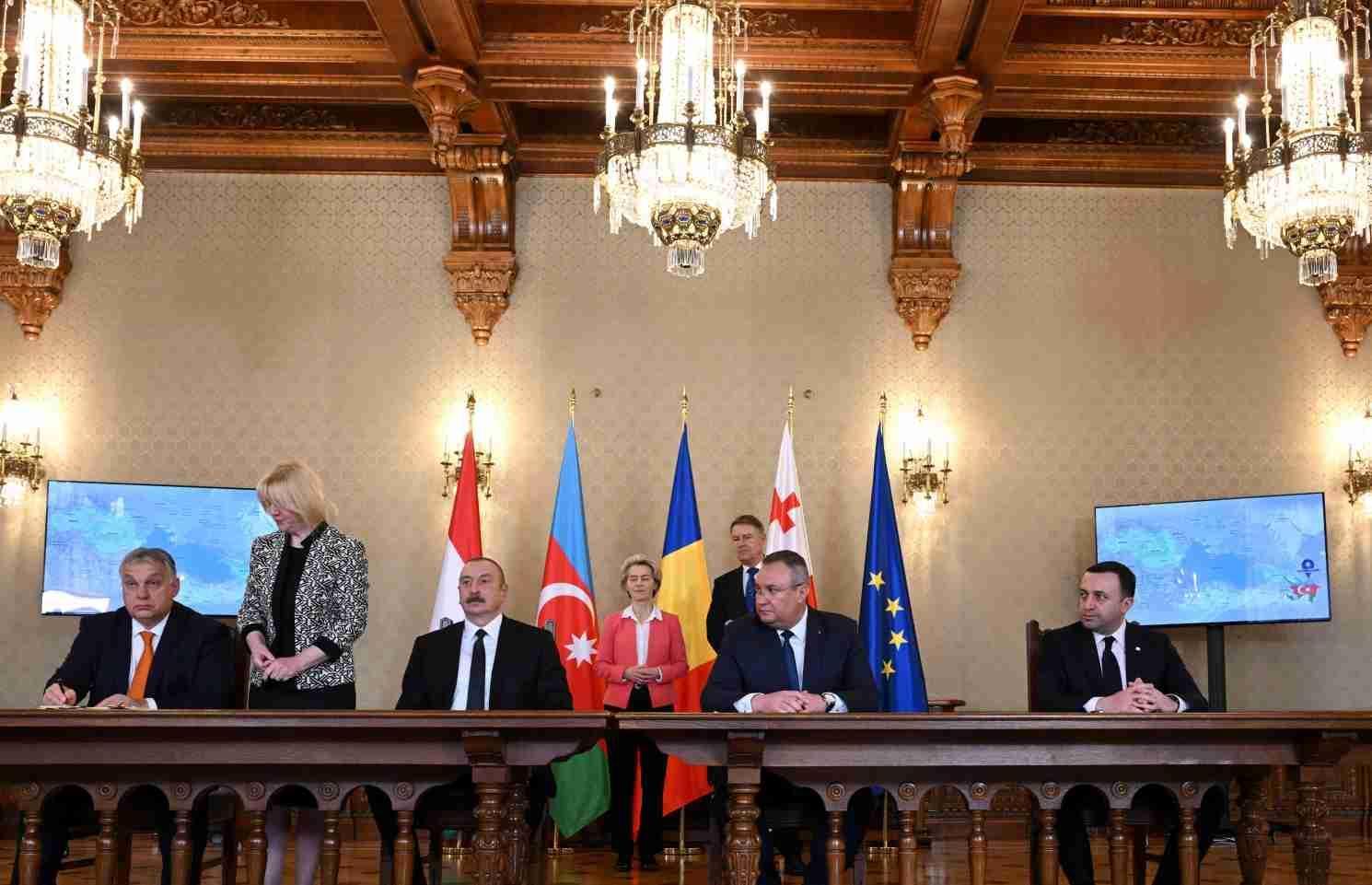 Azerbaijan, Georgia, Hungary, Romania ink deal to bring gas to Europe