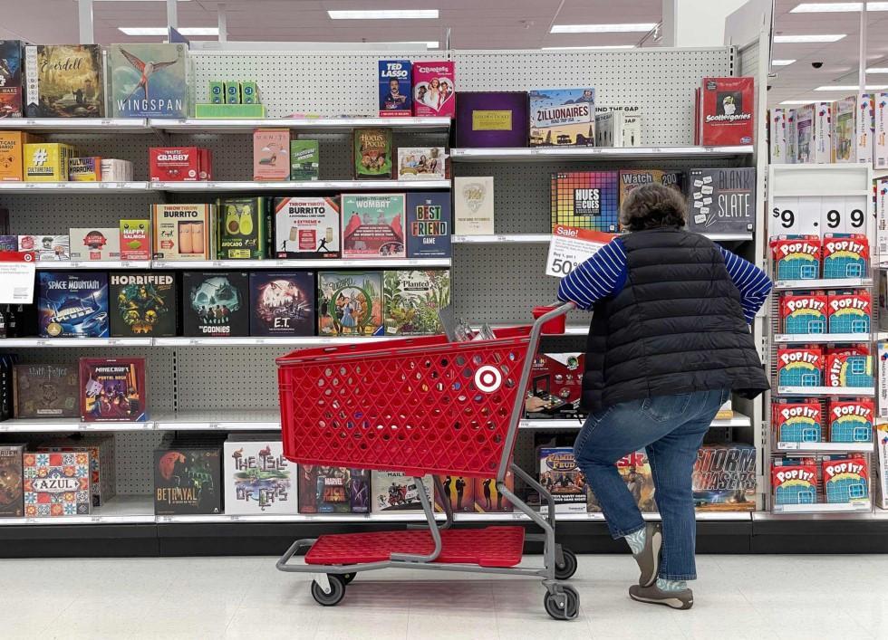 US recession a growing fear as Fed plans to keep rates high