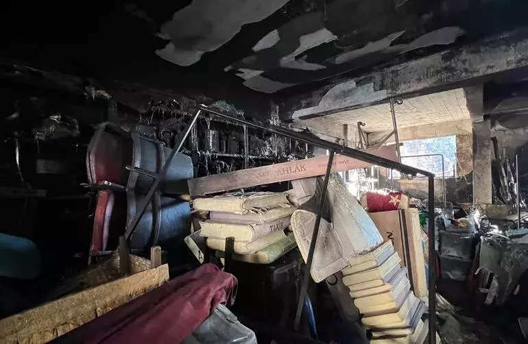 Fire destroys Ali Poyrazoğlu’s theater