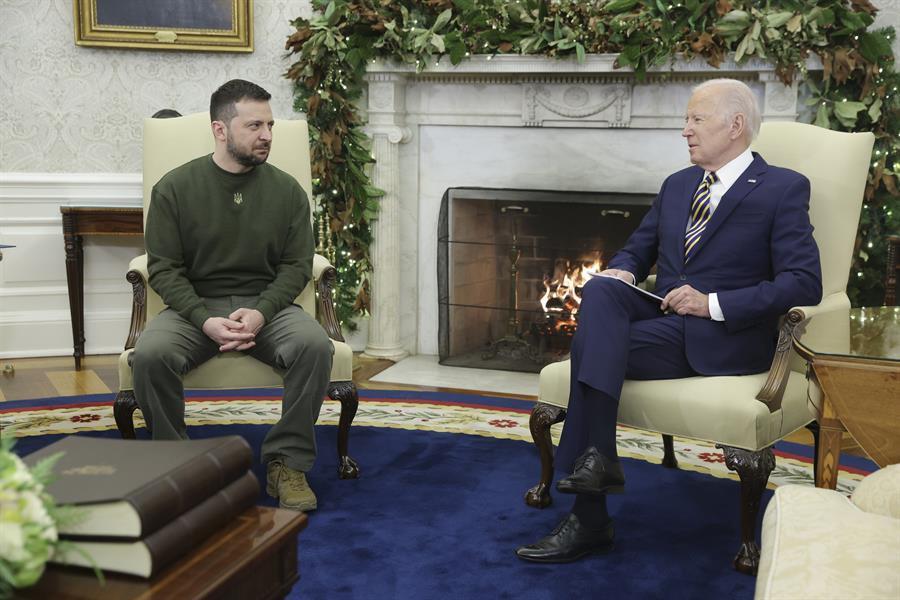 Biden tells Zelensky at White House: You will never stand alone