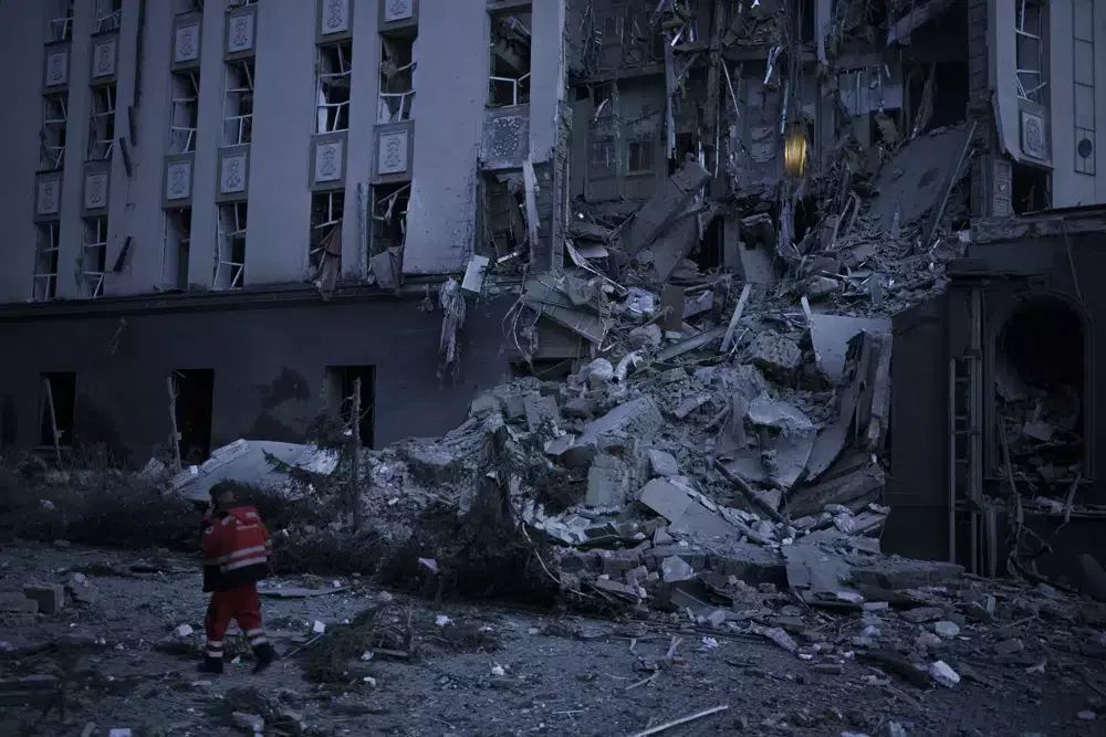 Ukraine, hit by fresh Russian missiles, faces grim New Year