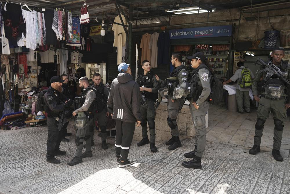 Israeli army kills 2 Palestinians in West Bank confrontation