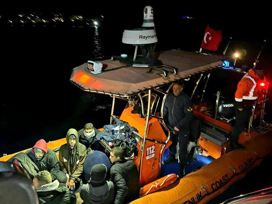 113 migrants pushed back by Greece rescued