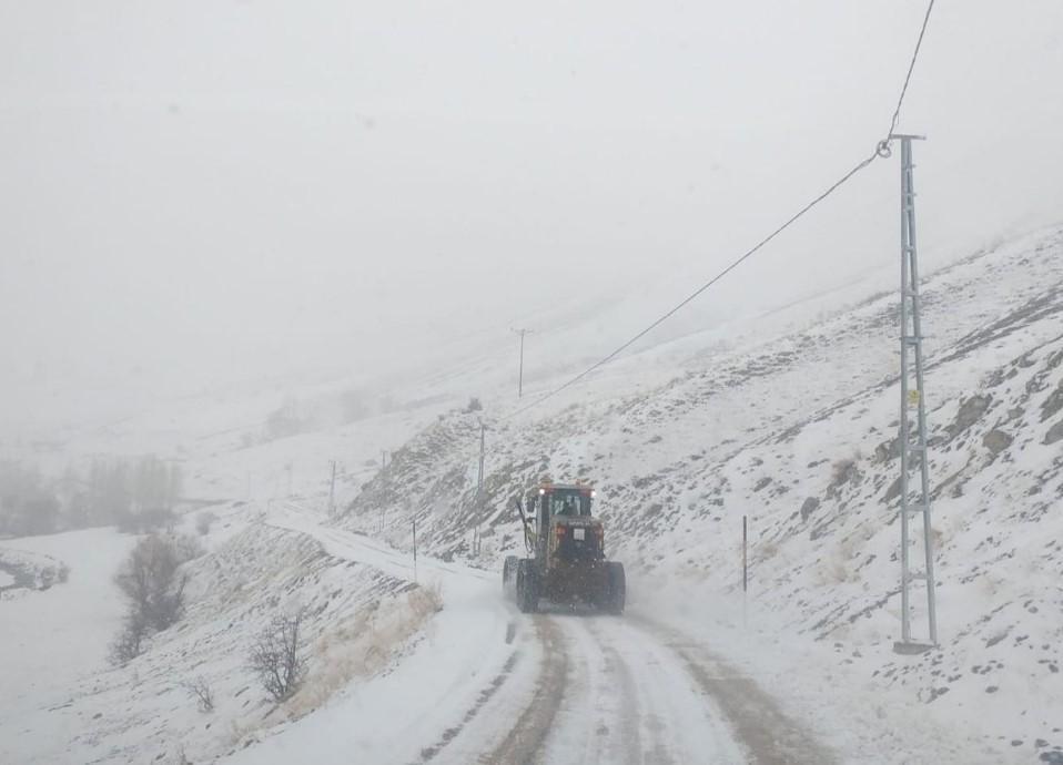 Heavy snowfall blankets country’s eastern provinces